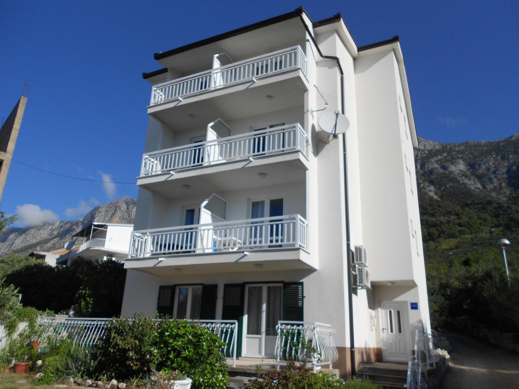 Apartment Loncar