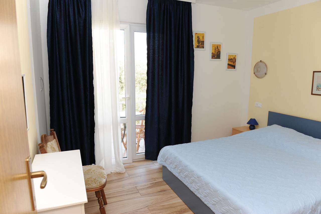 Apartment Loncar *